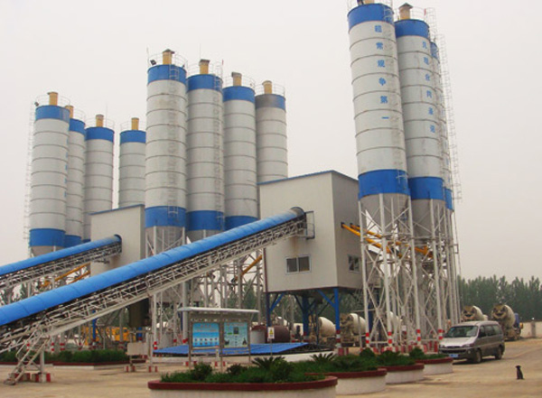 京滬高速鐵路中鐵十六局第六項目部雙HLS120混凝土攪拌樓